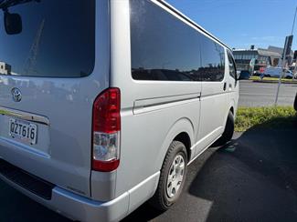 2018 Toyota Hiace - Thumbnail