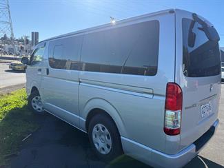 2018 Toyota Hiace - Thumbnail