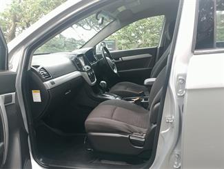 2017 Holden Captiva - Thumbnail