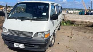 2001 Toyota Hiace - Thumbnail