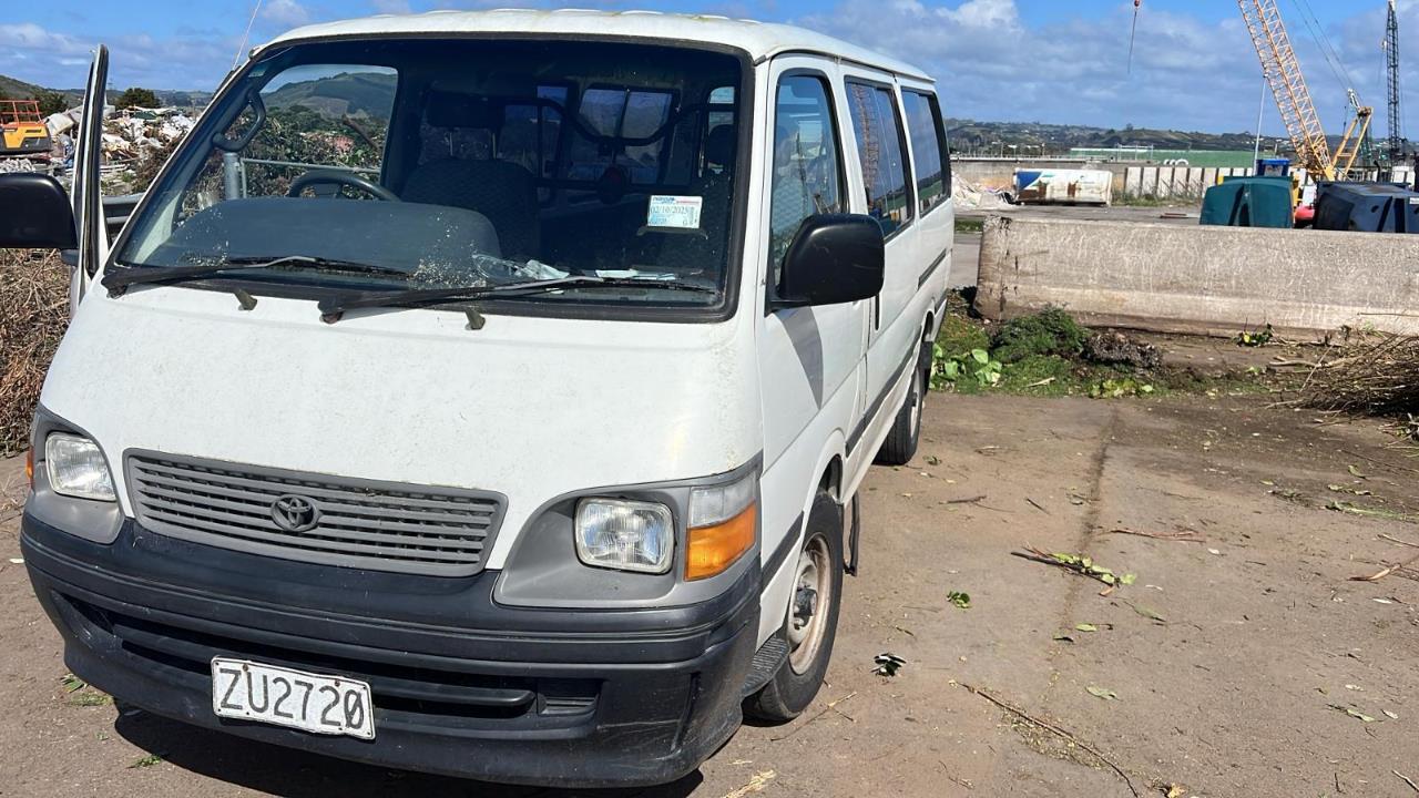 2001 Toyota Hiace