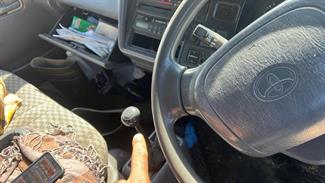 2001 Toyota Hiace - Thumbnail