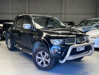 2014 Mitsubishi Triton - Thumbnail