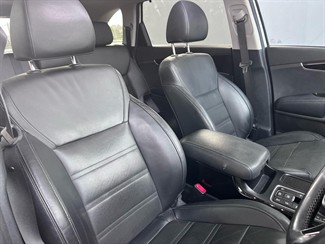 2019 Kia Sorento - Thumbnail