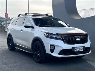 2019 Kia Sorento - Thumbnail