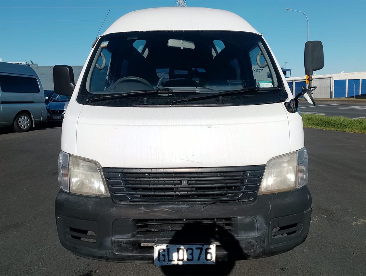 2005 Nissan Caravan