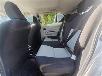2012 Toyota Aqua - Thumbnail