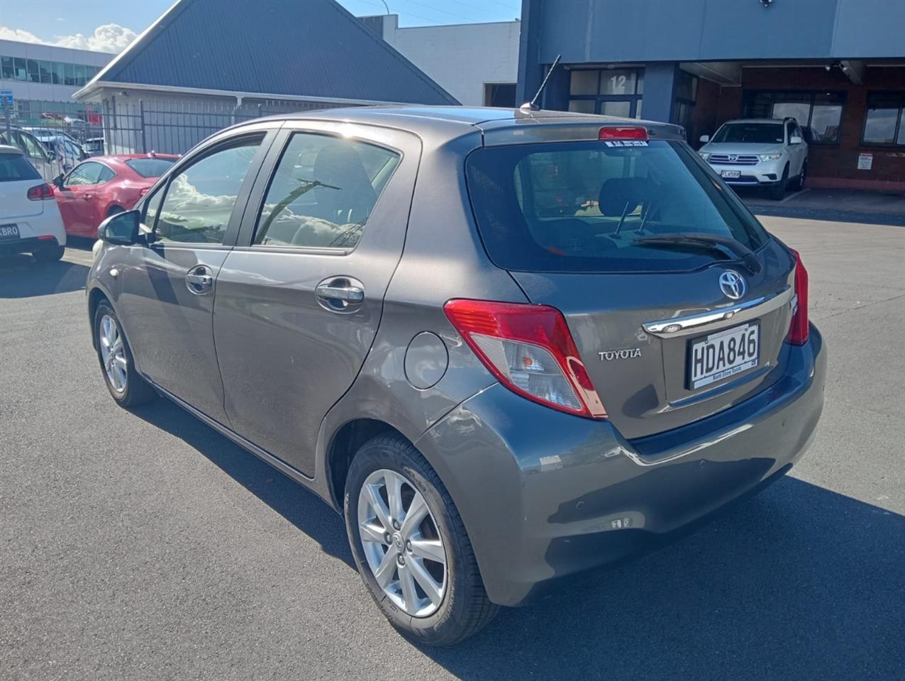 2013 Toyota YARIS