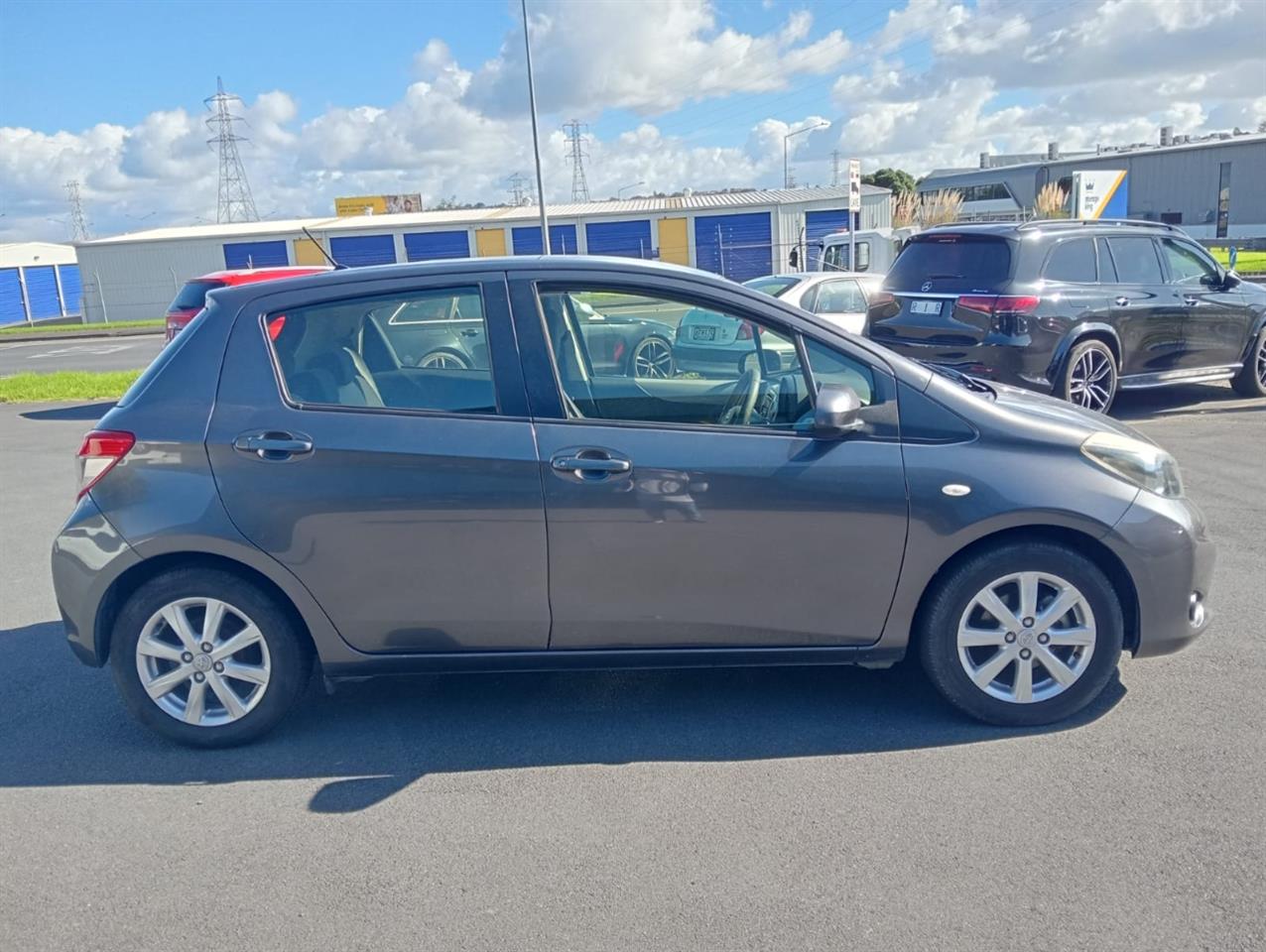 2013 Toyota YARIS