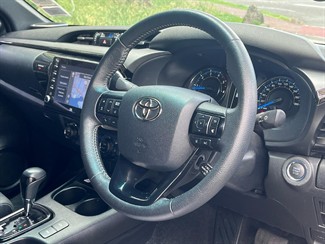 2024 Toyota Hilux - Thumbnail