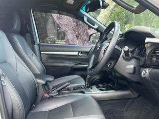 2024 Toyota Hilux - Thumbnail