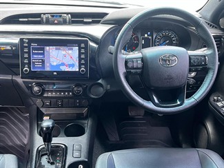 2024 Toyota Hilux - Thumbnail