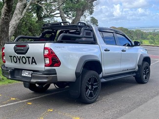 2024 Toyota Hilux - Thumbnail