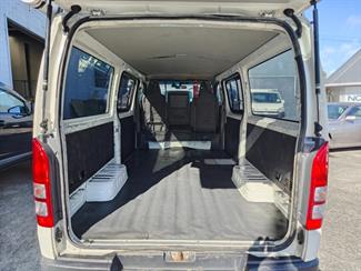 2007 Toyota Hiace - Thumbnail