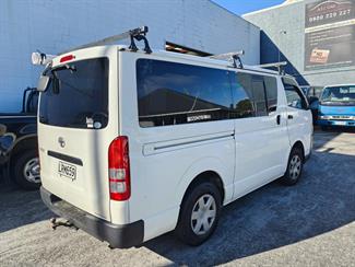 2007 Toyota Hiace - Thumbnail