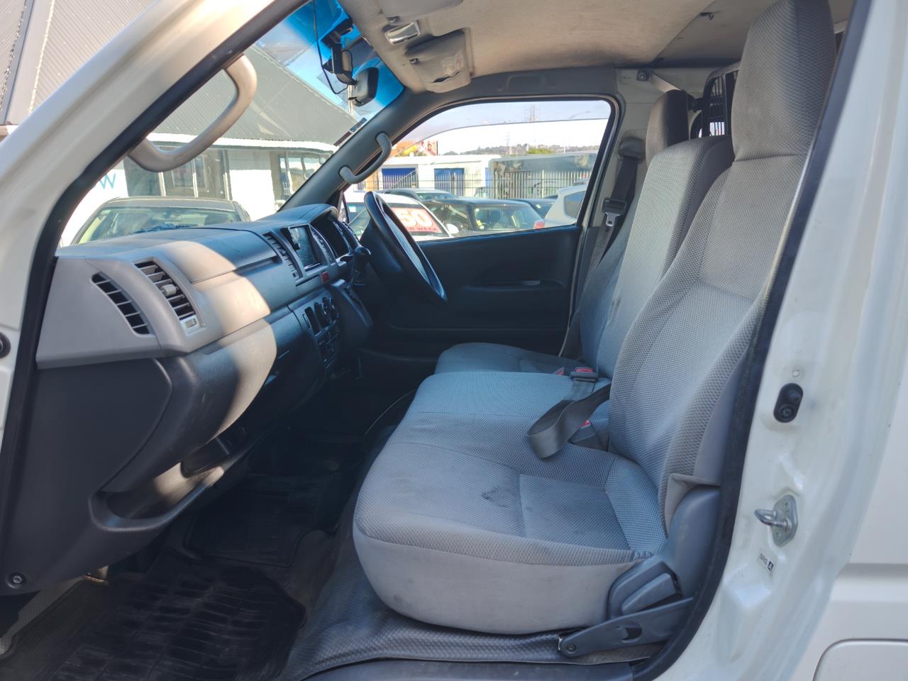 2007 Toyota Hiace