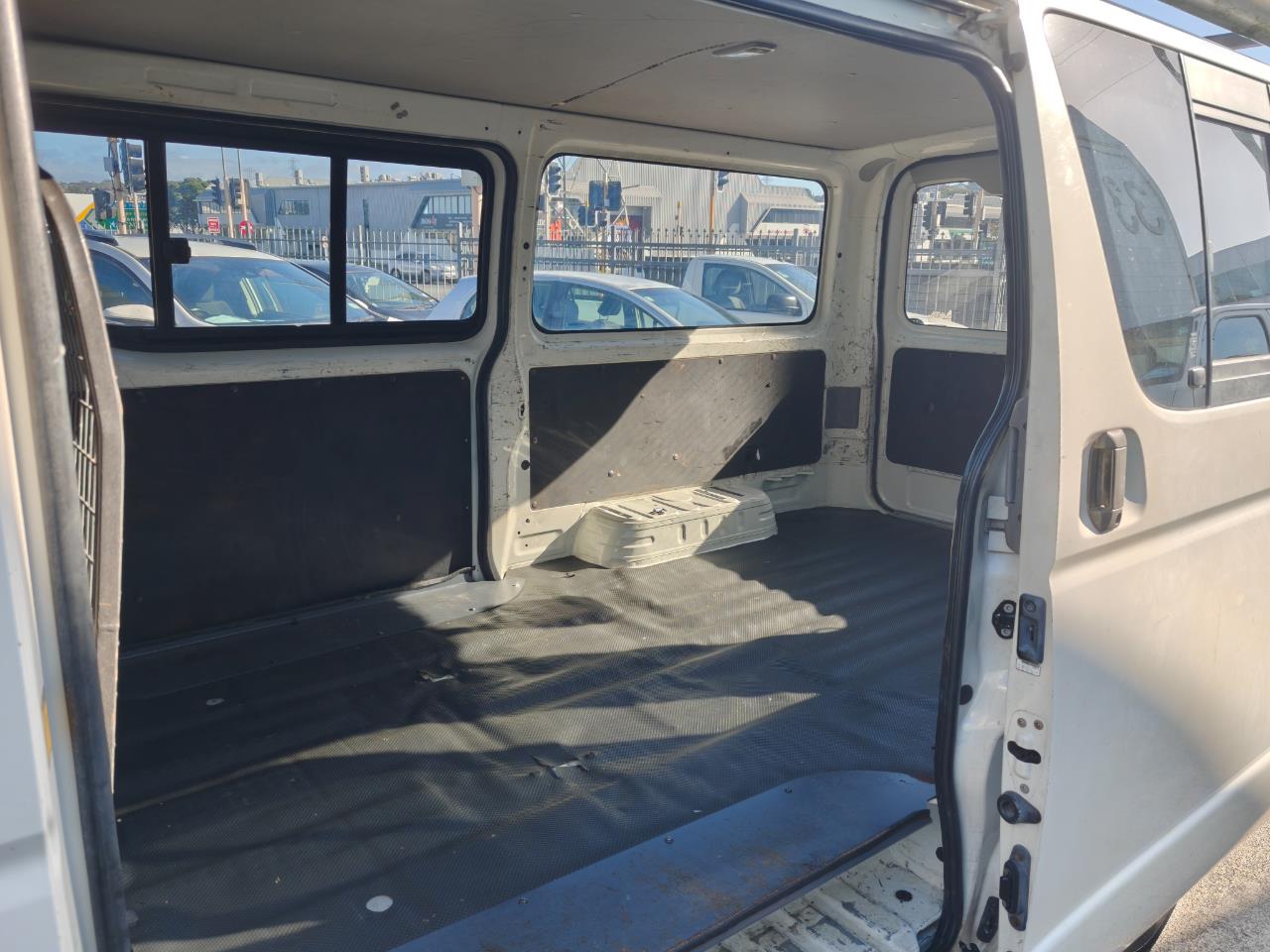 2007 Toyota Hiace