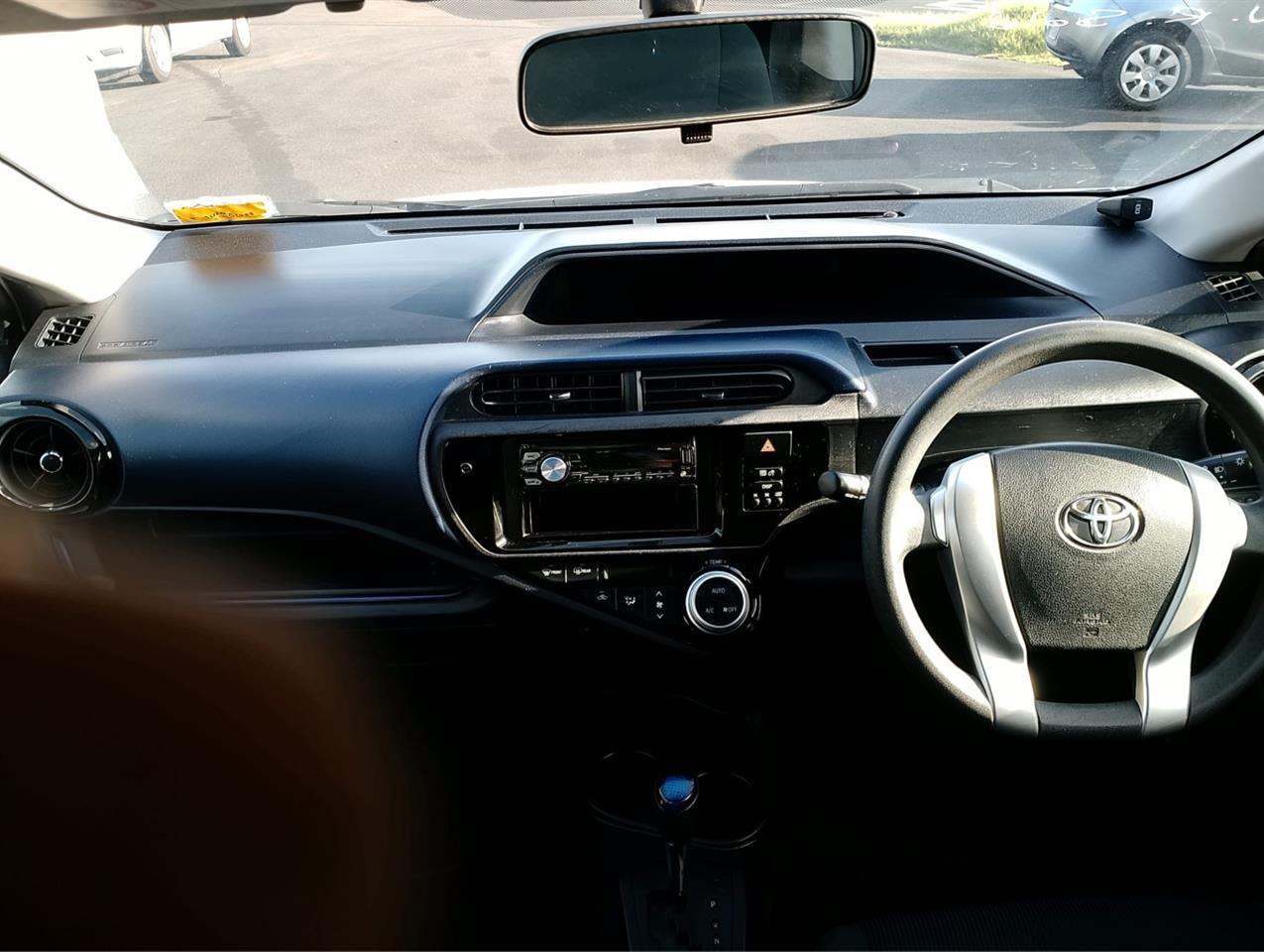 2015 Toyota Aqua