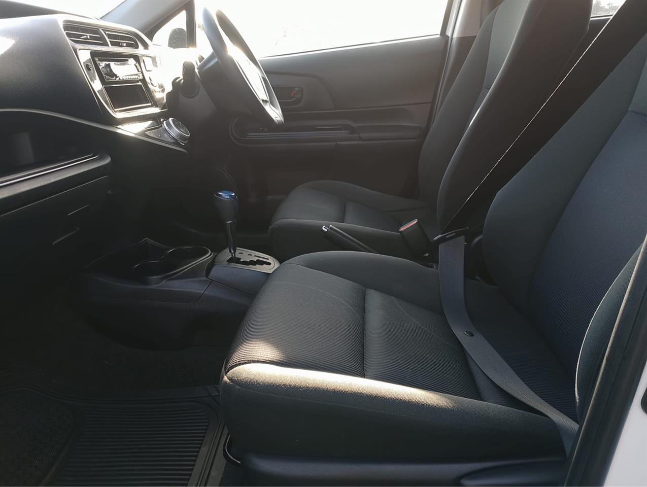 2015 Toyota Aqua