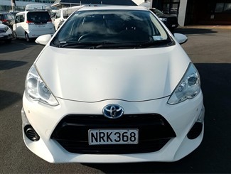 2015 Toyota Aqua - Thumbnail