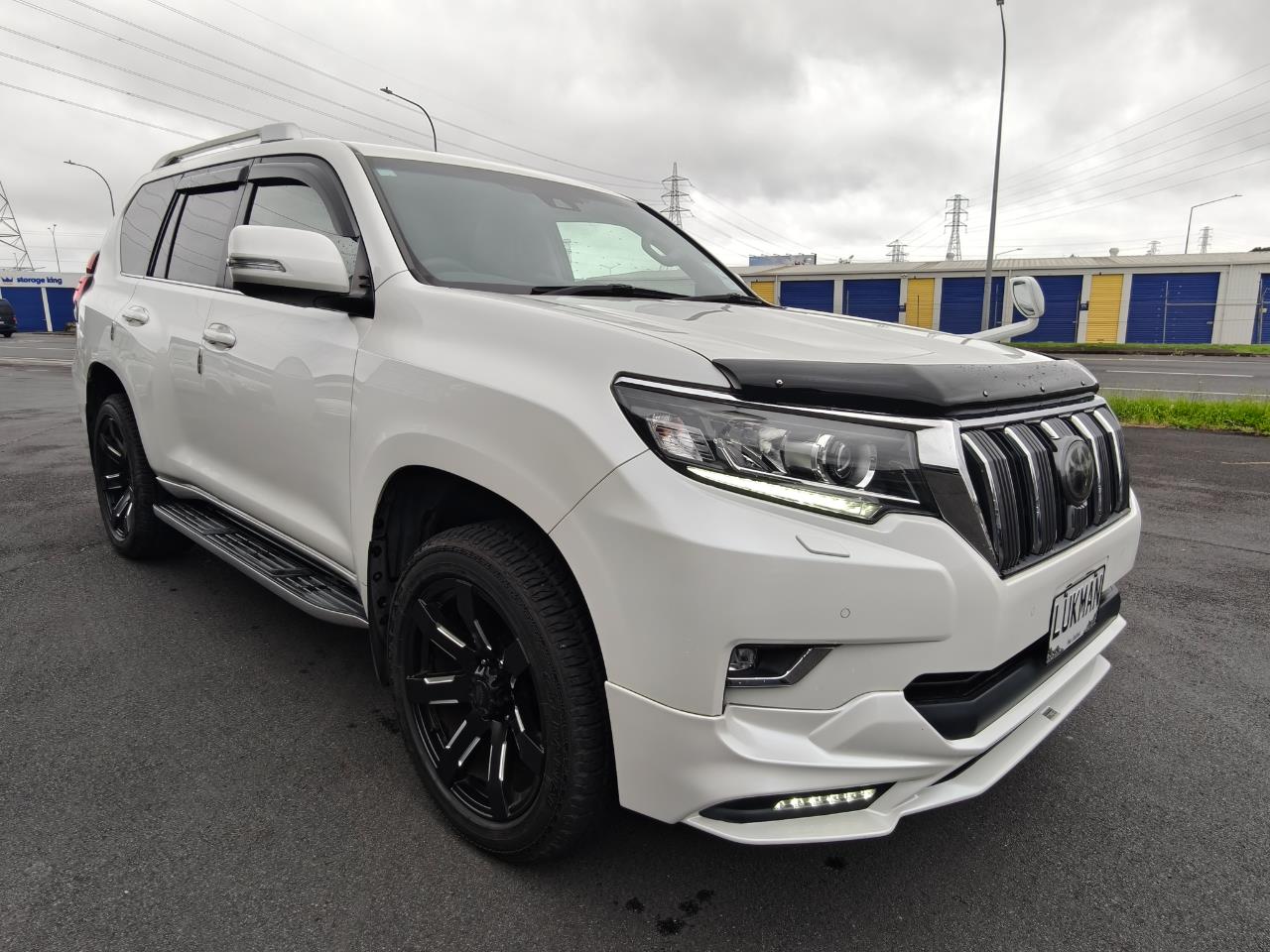 2018 Toyota Land Cruiser Prado