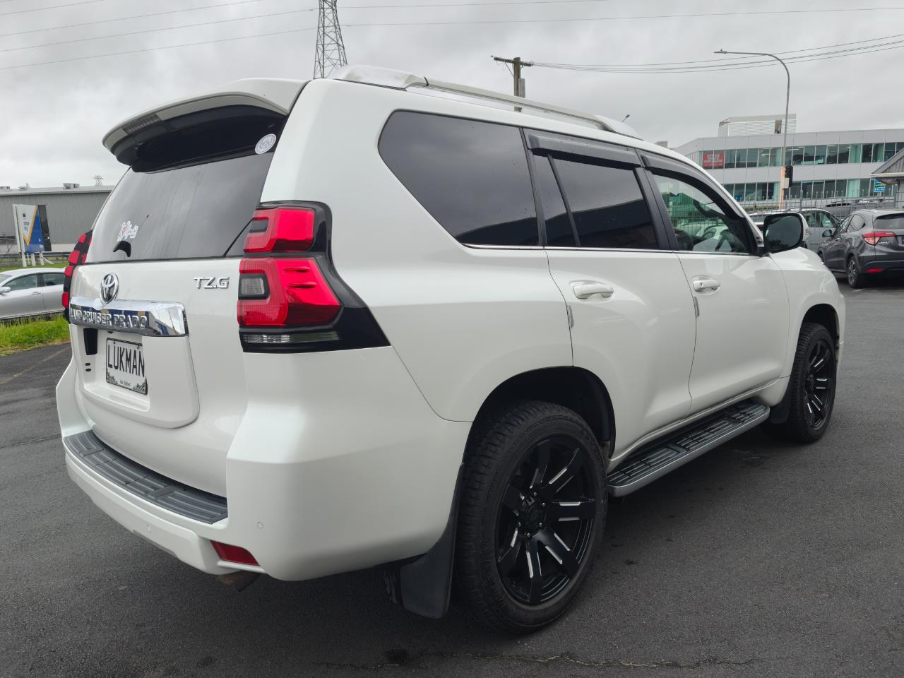 2018 Toyota Land Cruiser Prado