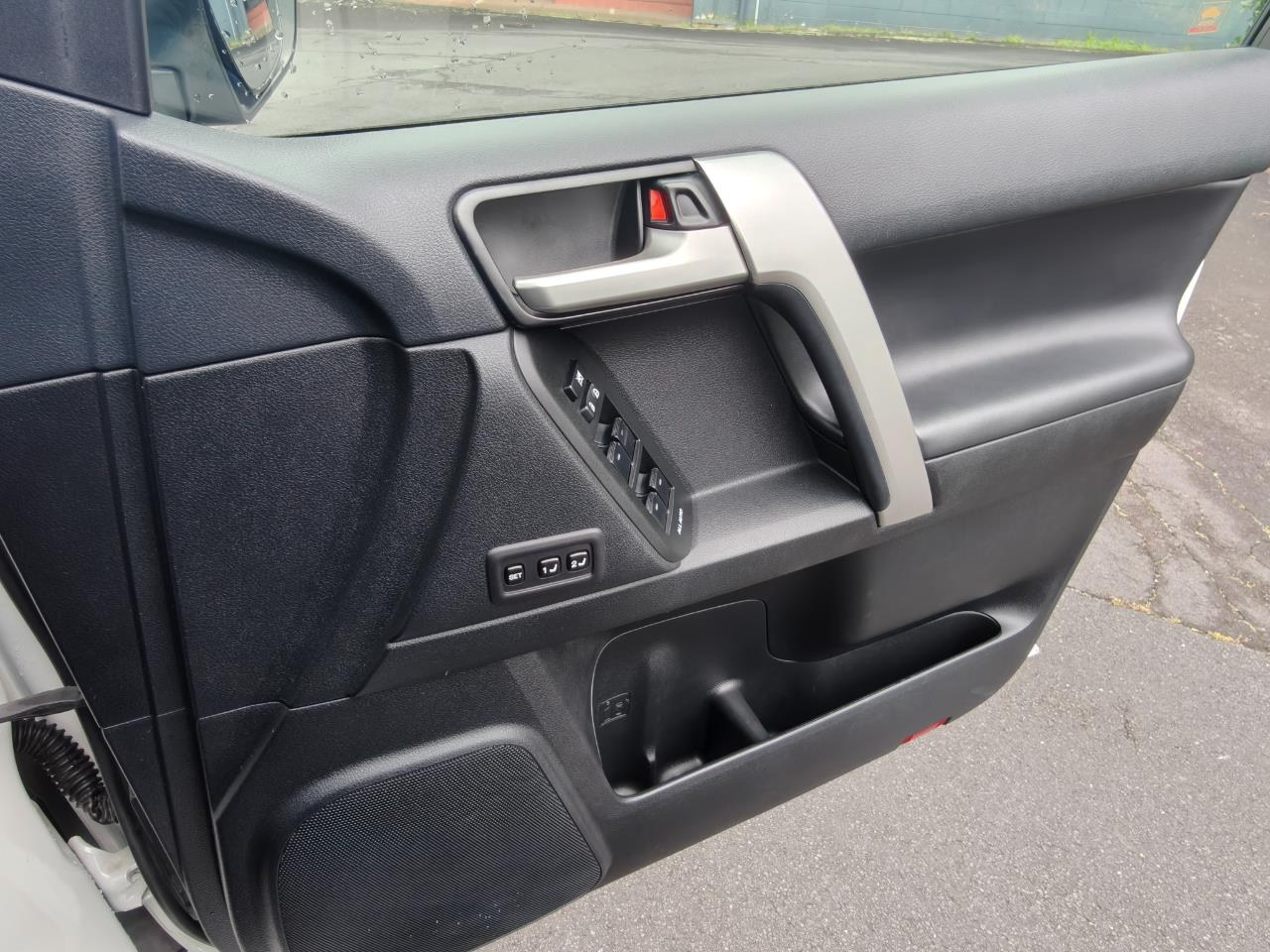 2018 Toyota Land Cruiser Prado