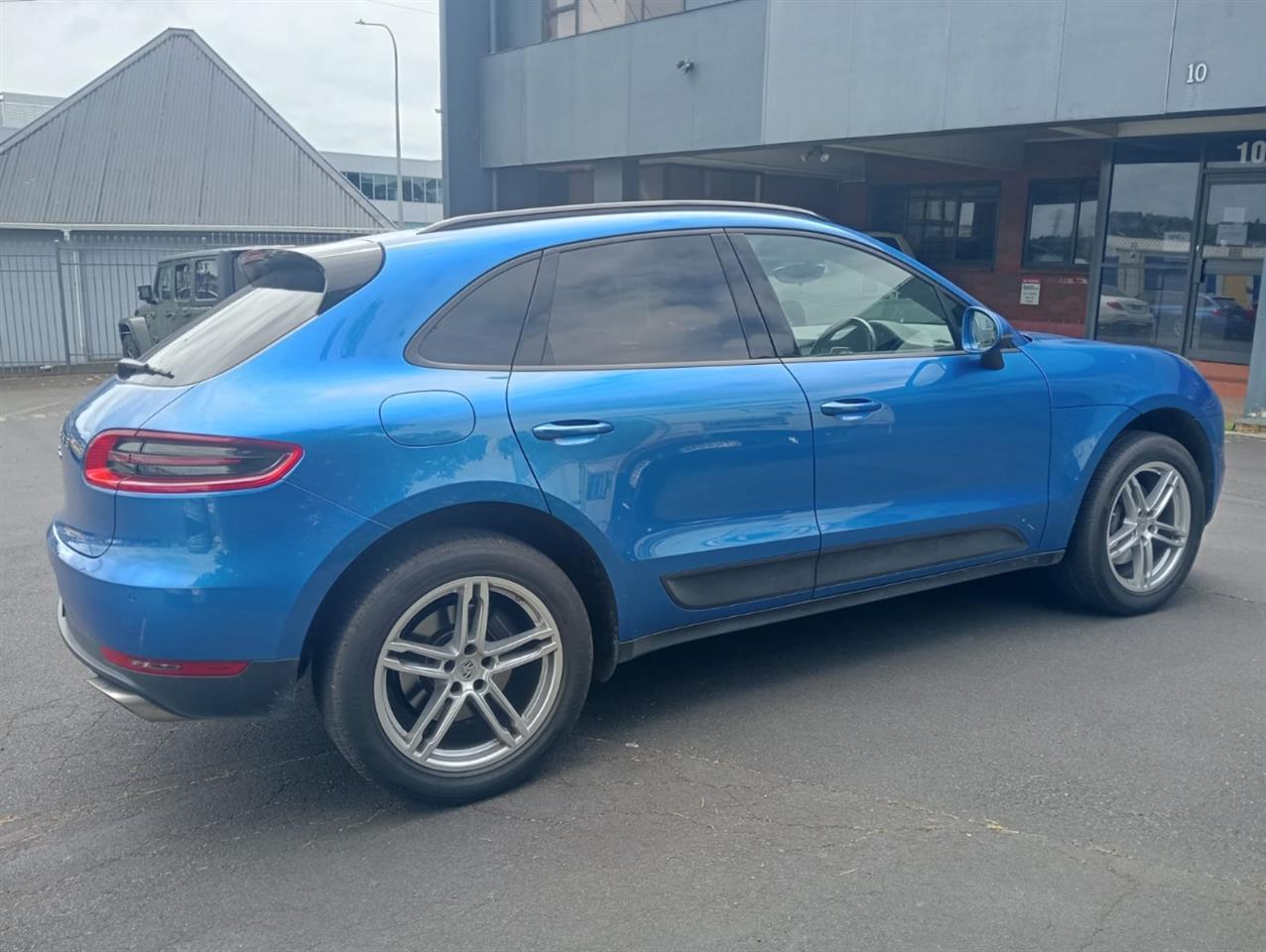2017 Porsche Macan