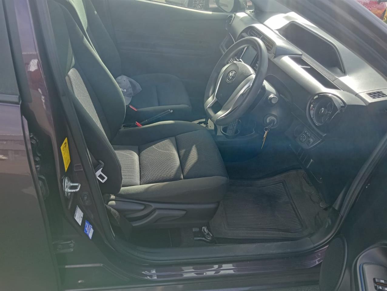 2015 Toyota Aqua