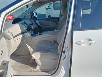 2008 Toyota Estima - Thumbnail