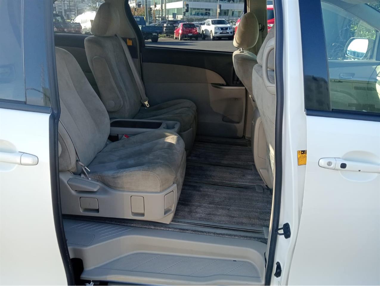 2008 Toyota Estima