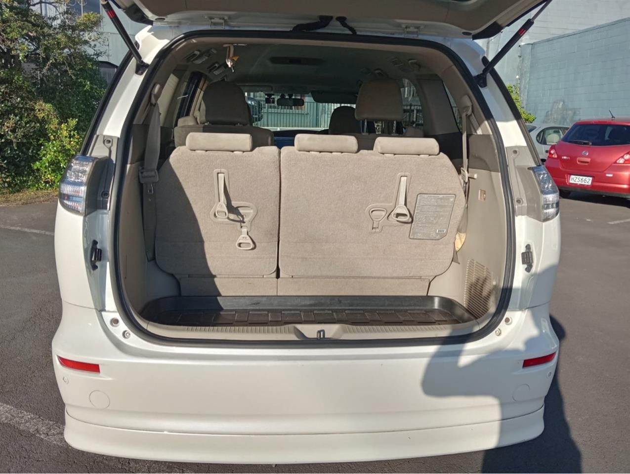 2008 Toyota Estima