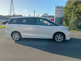 2008 Toyota Estima - Thumbnail
