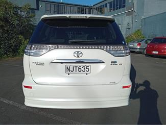 2008 Toyota Estima - Thumbnail