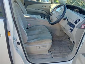 2008 Toyota Estima - Thumbnail