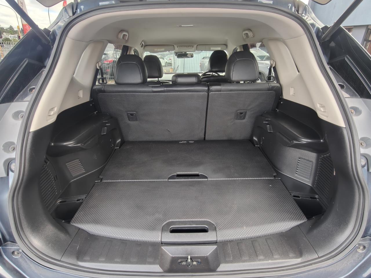 2016 Nissan X-TRAIL