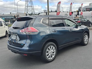 2016 Nissan X-TRAIL - Thumbnail