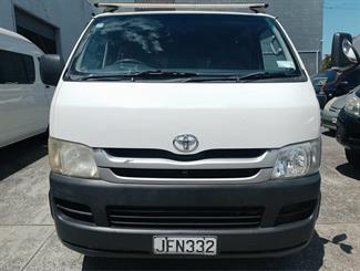 2006 Toyota Hiace - Thumbnail