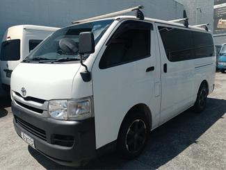 2006 Toyota Hiace - Thumbnail