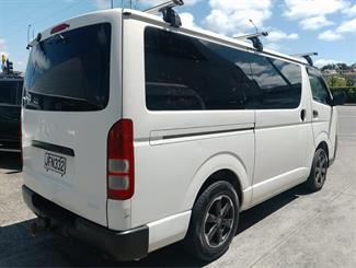 2006 Toyota Hiace - Thumbnail