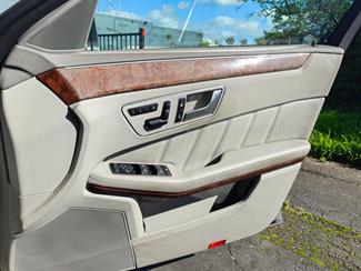 2012 Mercedes-Benz E200 - Thumbnail