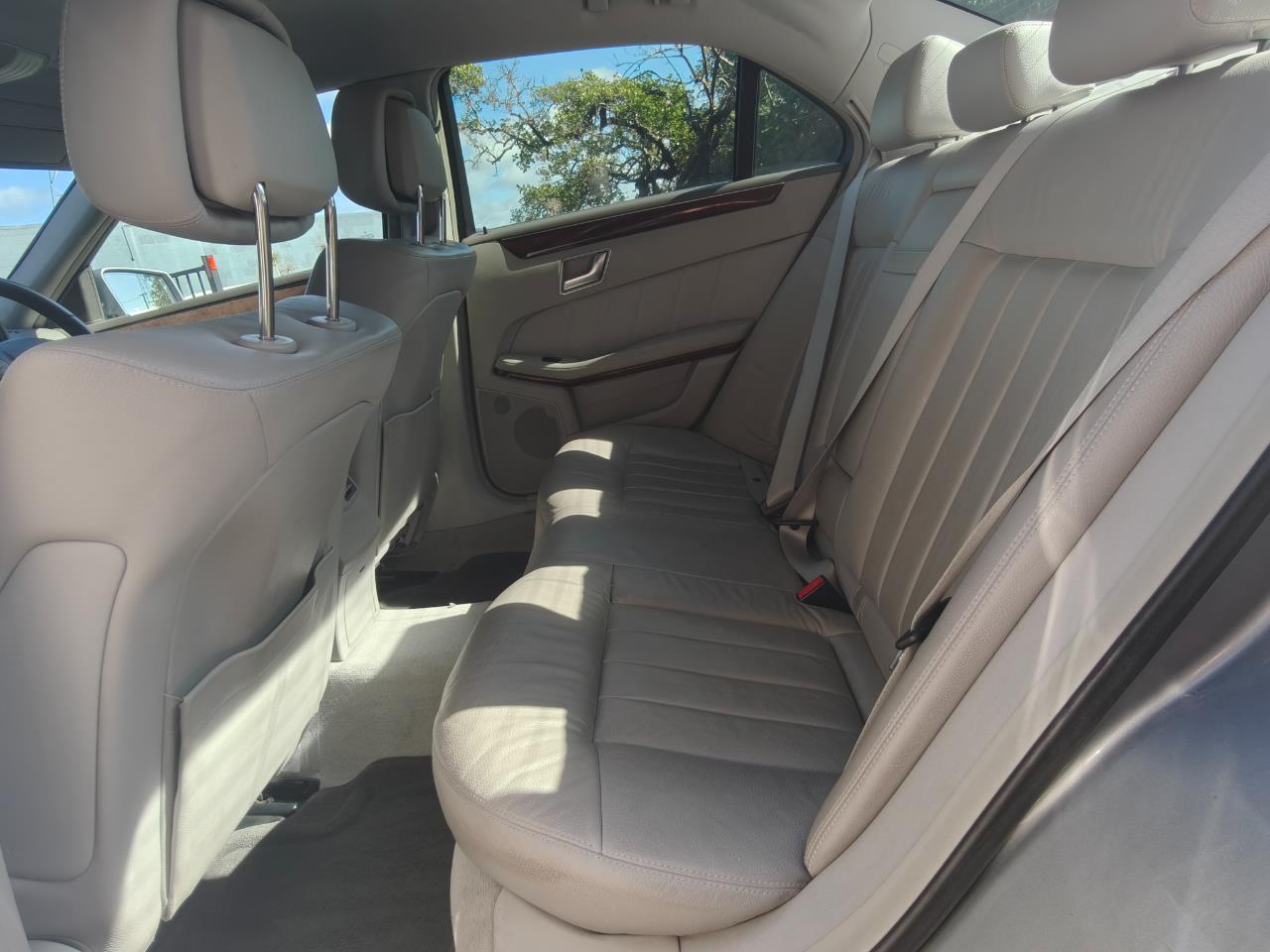 2012 Mercedes-Benz E200