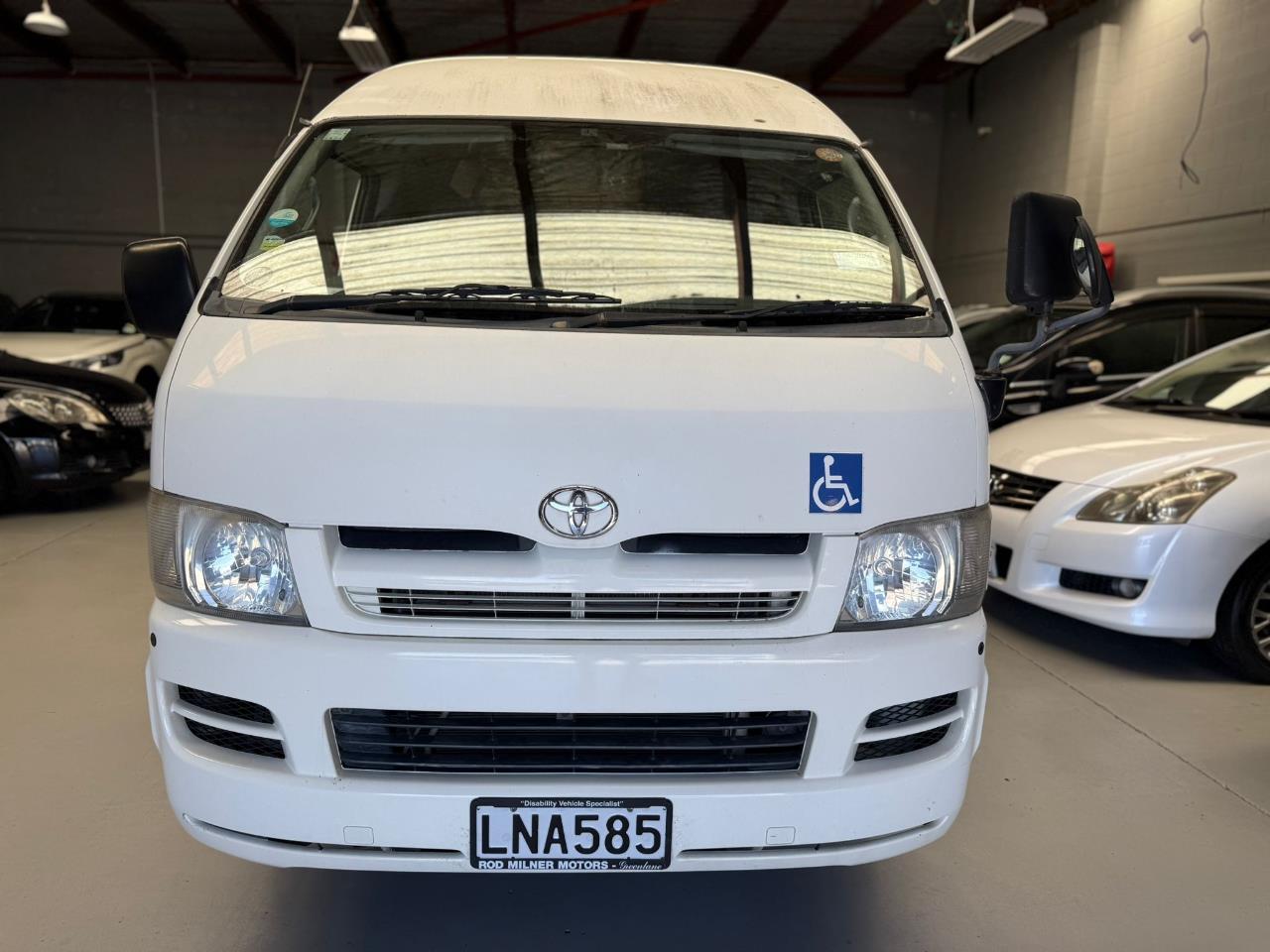 2005 Toyota Hiace