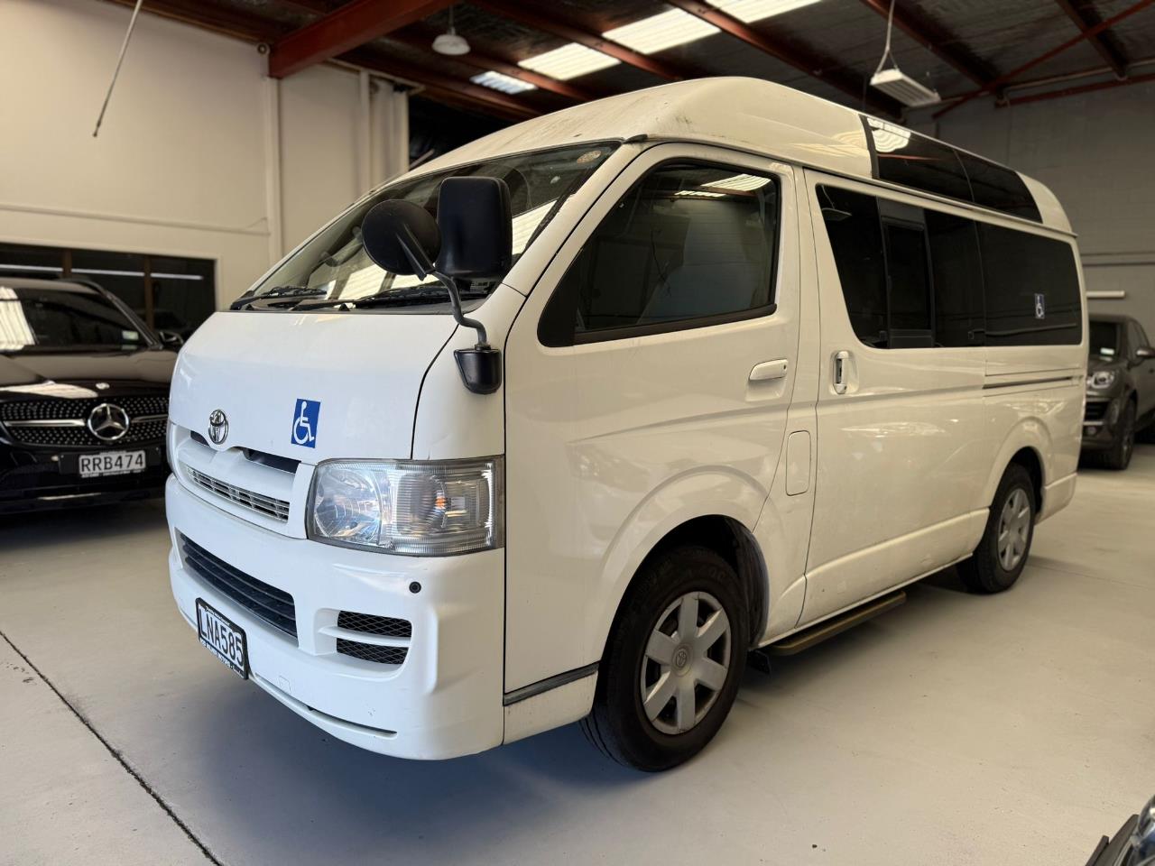 2005 Toyota Hiace