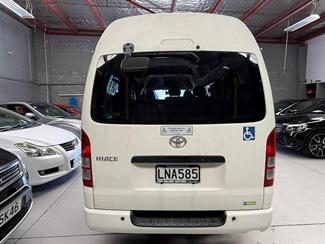 2005 Toyota Hiace - Thumbnail
