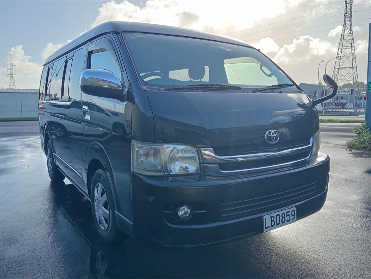 2008 Toyota Hiace