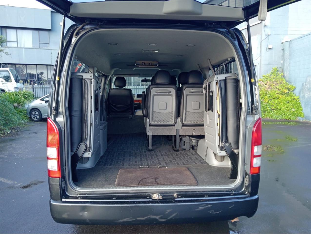 2008 Toyota Hiace