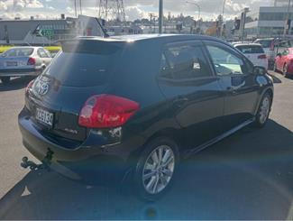 2008 Toyota Auris - Thumbnail