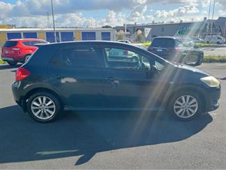 2008 Toyota Auris - Thumbnail