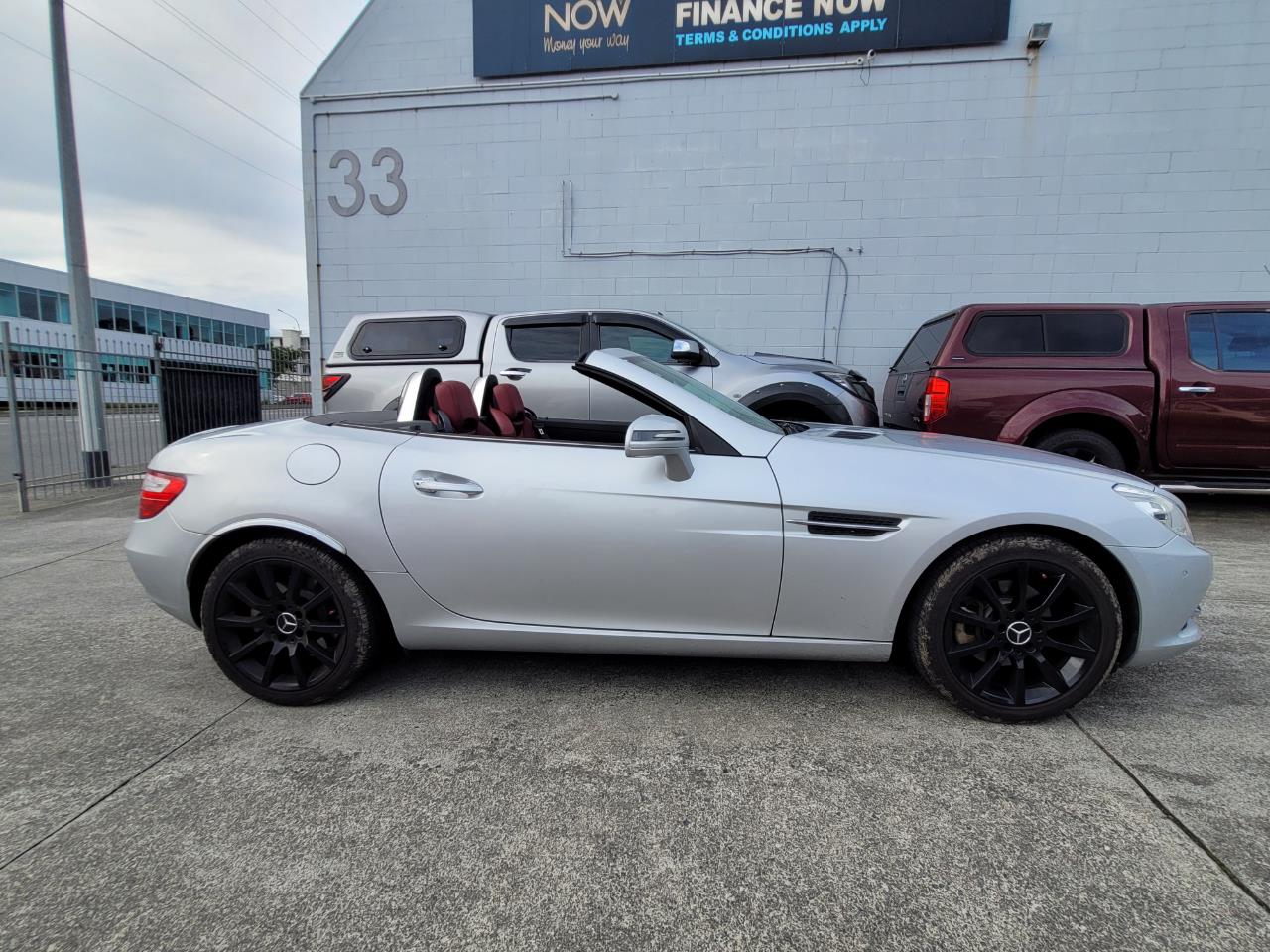 2012 Mercedes-Benz SLK 200